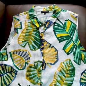 Gorgeous PLUS SIZE linen sleeveless shirt